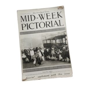 THE NEW YORK TIMES Mid-Week Pictorial Antique Vol. II, No. II November‎ 18, 1915